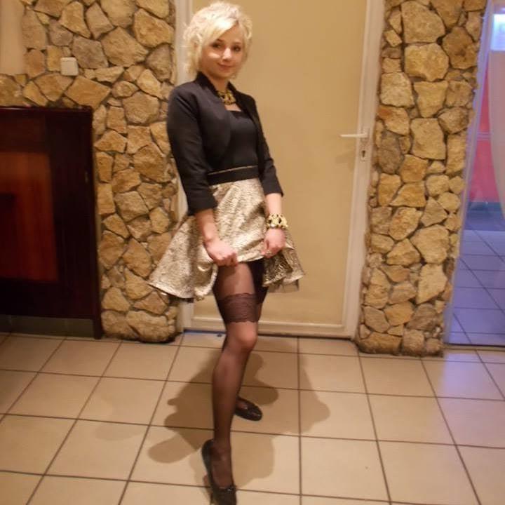 25P sexy females in tights pantyhose nylons 8