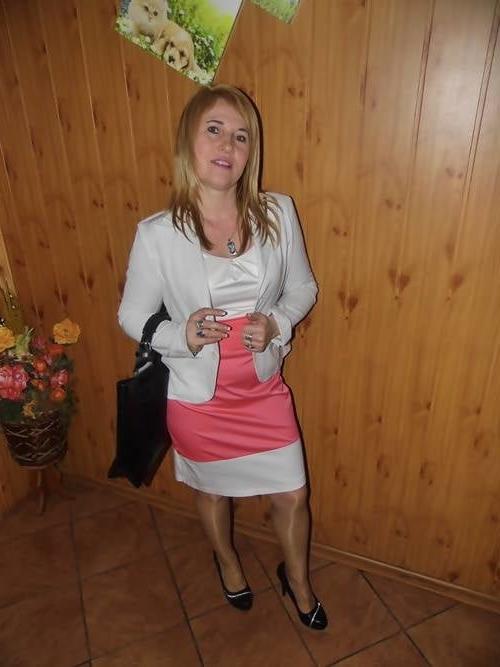 25P sexy females in tights pantyhose nylons 8