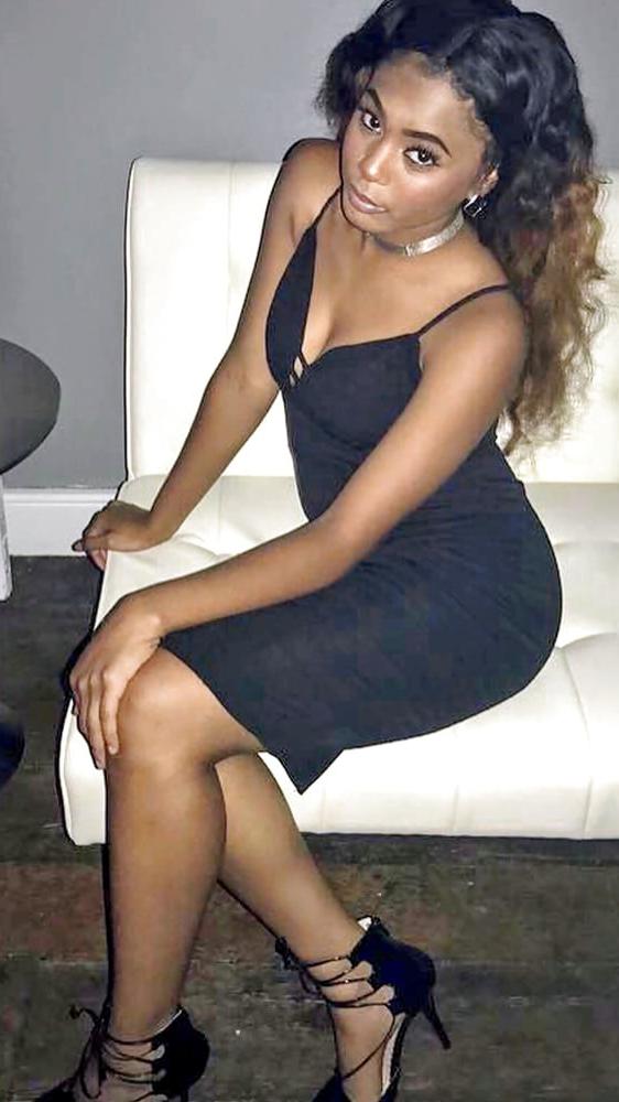 25P A sensual Black dress (58)