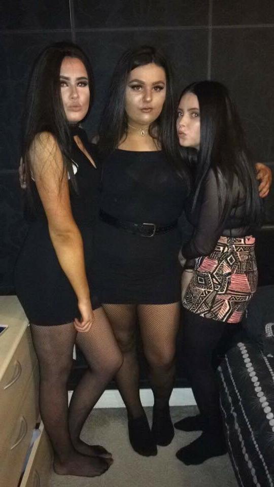 25P sexy females in tights pantyhose nylons 5