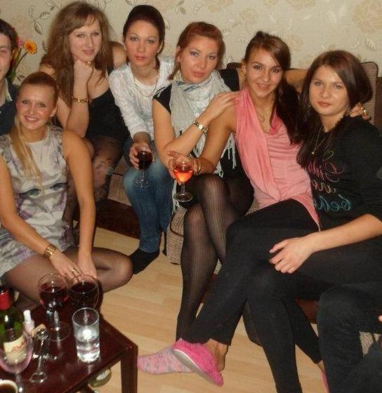 25P sexy females in tights pantyhose nylons 5