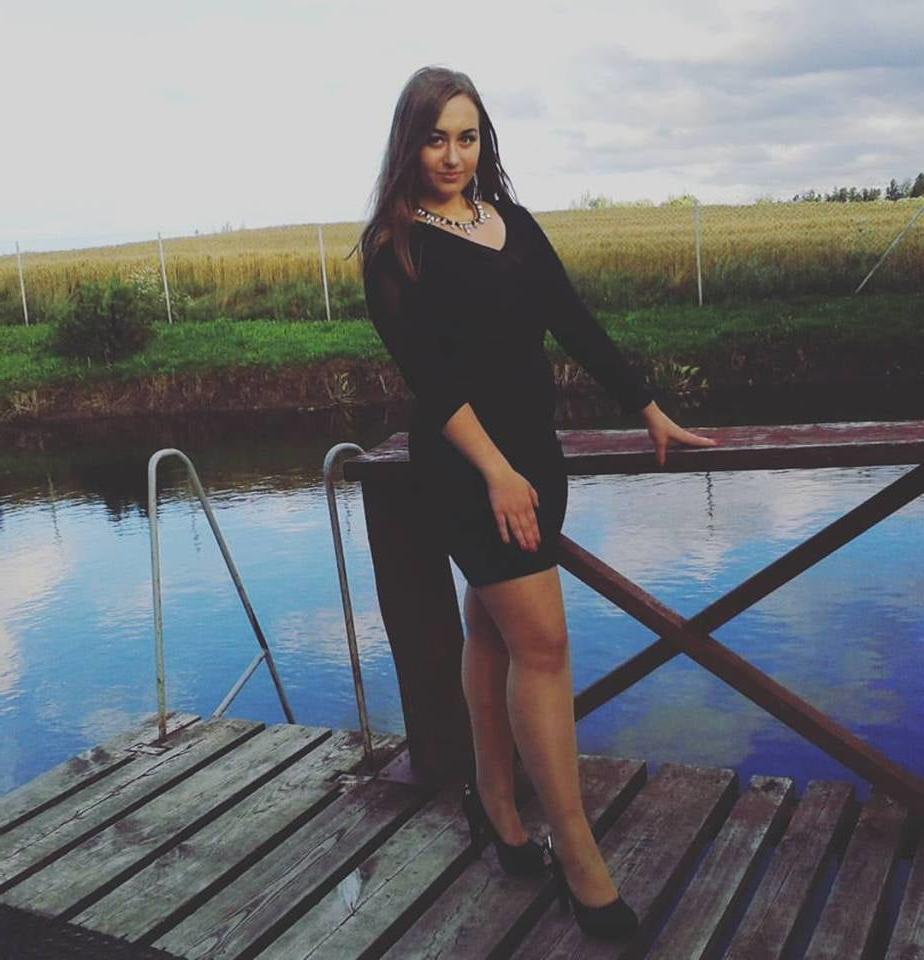 25P sexy females in tights pantyhose nylons 5