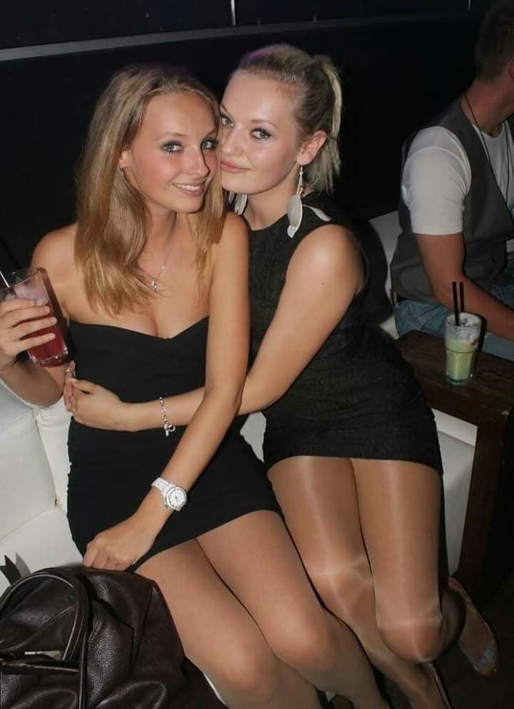 25P Amateur pantyhose 10