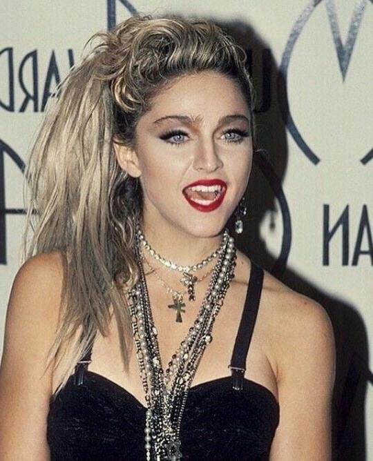 25P 80's disco style: Madonna