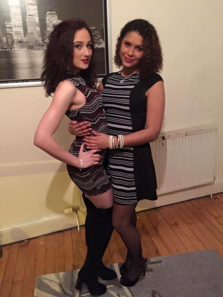 25P sexy females in tights pantyhose nylons 2