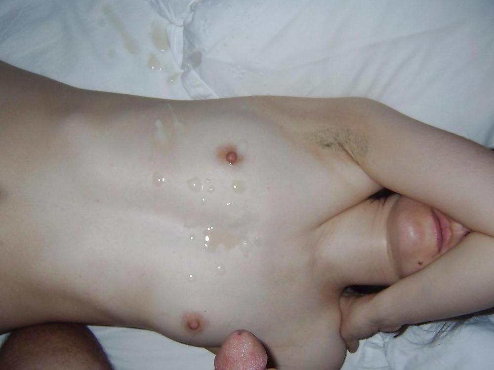 25P HAIRY FRENCH SLUT