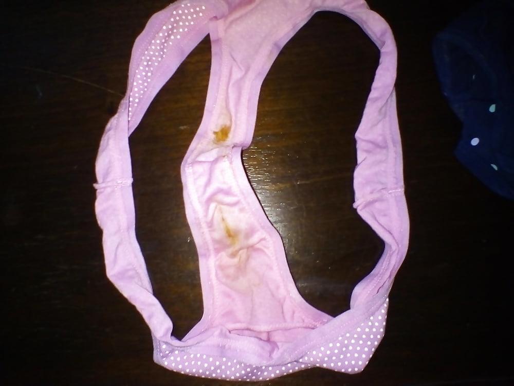 25P Dirty panties 2