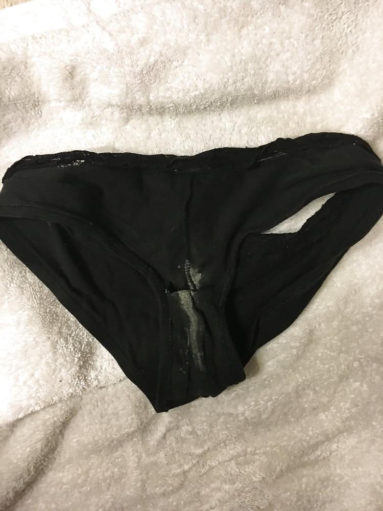 25P Dirty panties 2