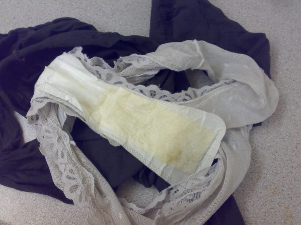25P Dirty panties 2