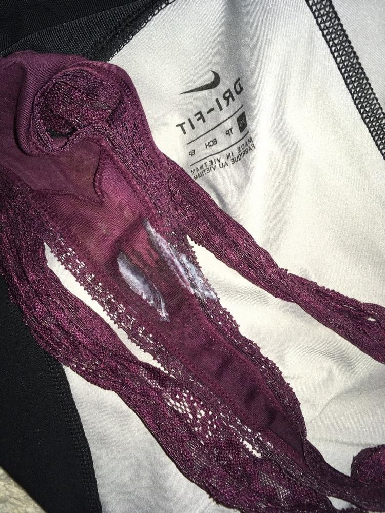 25P Dirty panties 2