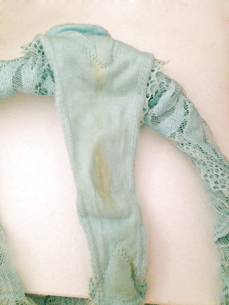 25P Dirty panties 2