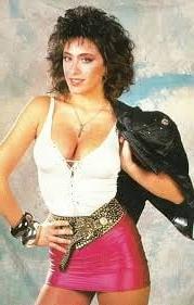 25P 80's disco style: Sabrina
