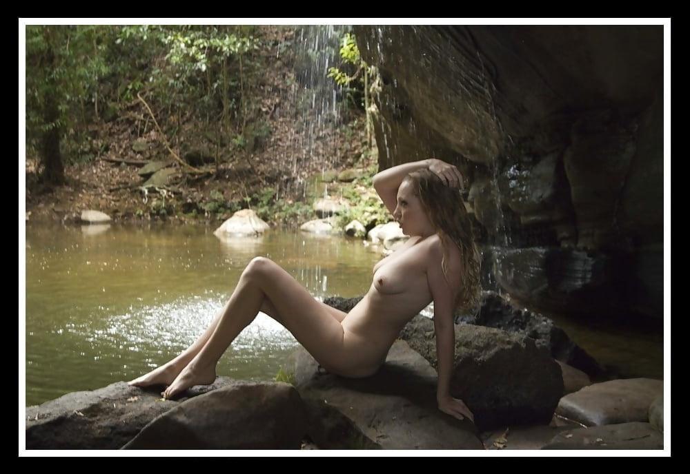 25P Outdoor SensualShots &amp; Sexy Attitudes 5