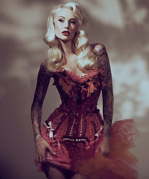 24P Corset 8!