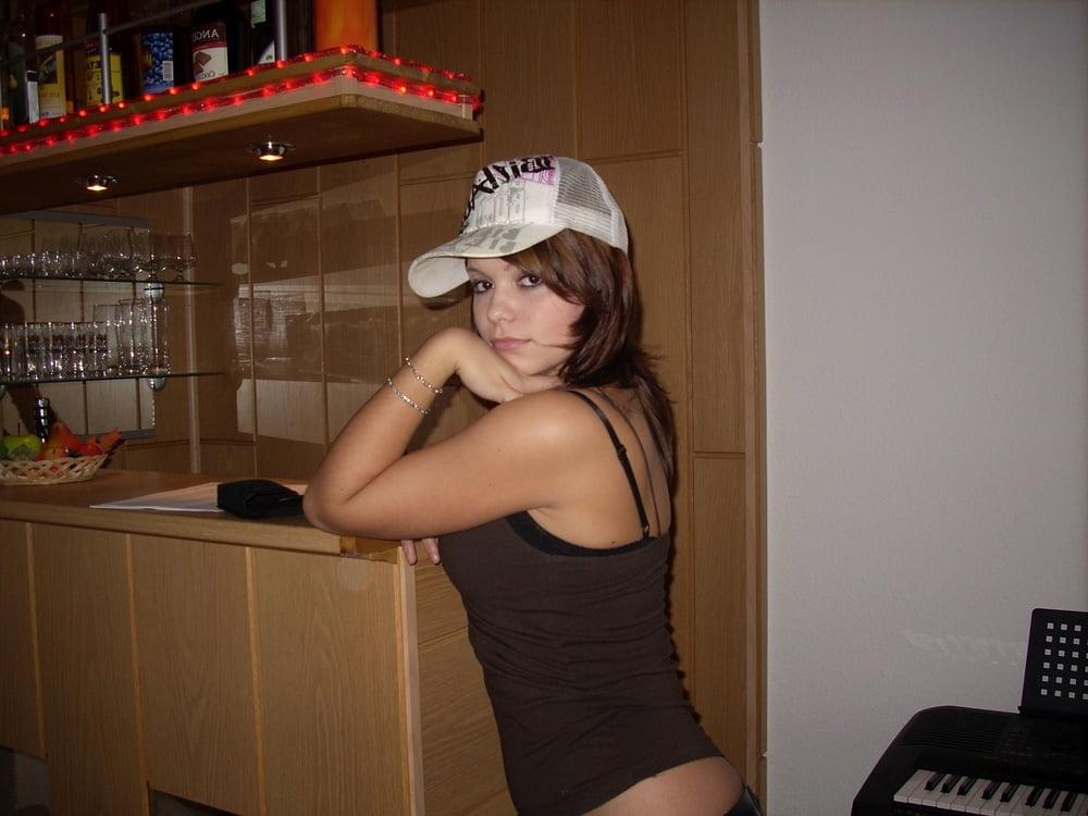 25P French girl solo - 1