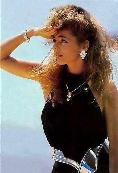 25P 80's disco style: Sandra