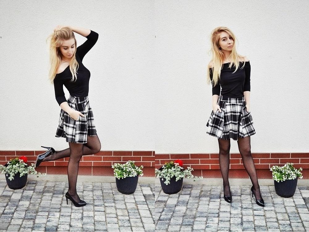 25P sexy females in tights pantyhose nylons 3