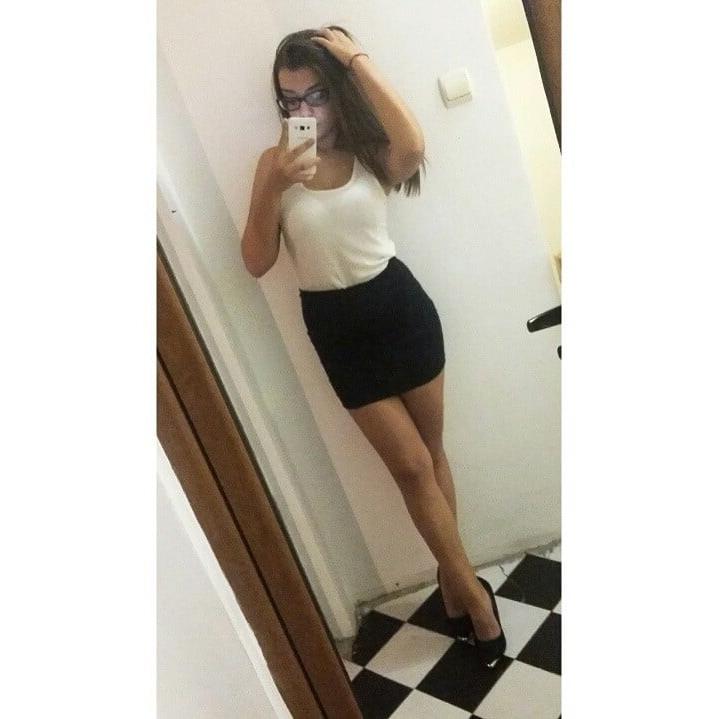25P sexy females in tights pantyhose nylons 3