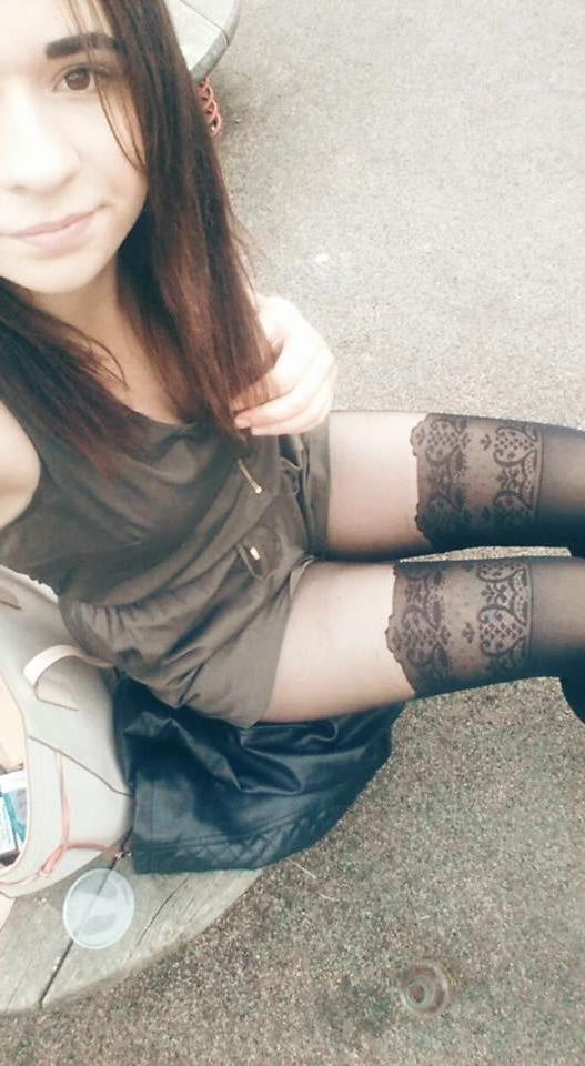 25P sexy females in tights pantyhose nylons 3