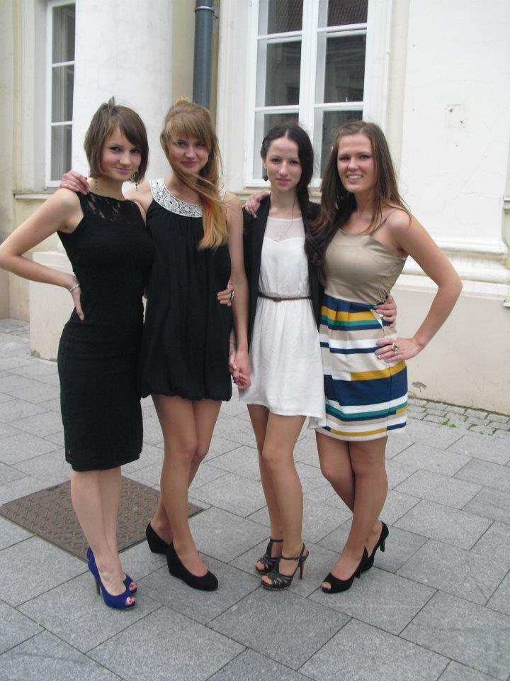 25P sexy females in tights pantyhose nylons 3