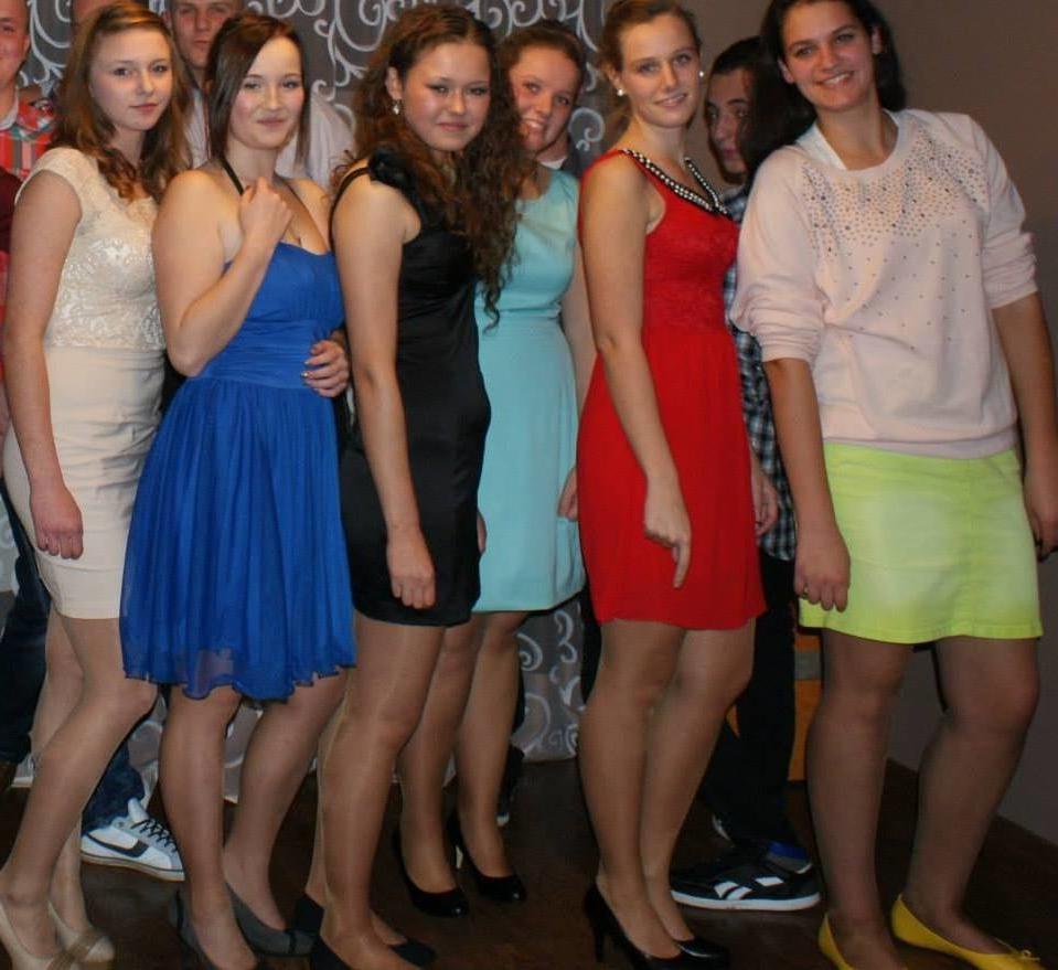 25P sexy females in tights pantyhose nylons 3