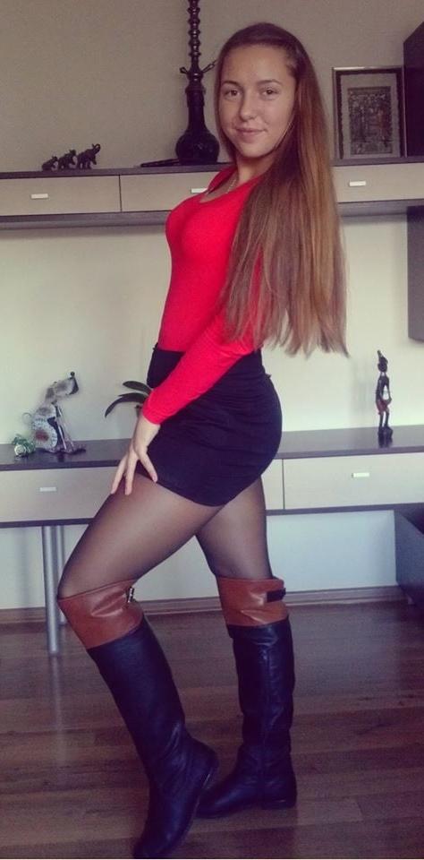 25P sexy females in tights pantyhose nylons 3