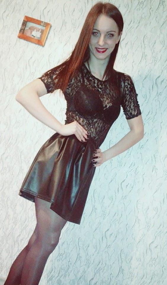 25P sexy females in tights pantyhose nylons 3