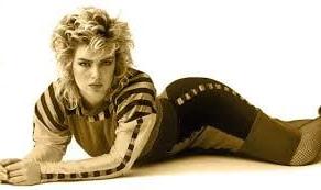 25P 80's disco style: Kim Wilde