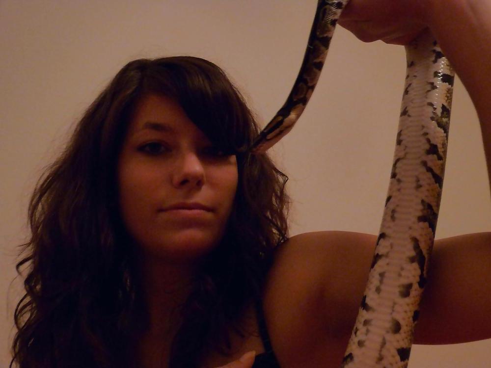 25P SNAKE BEAUTY