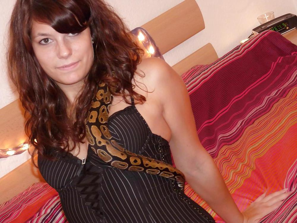 25P SNAKE BEAUTY
