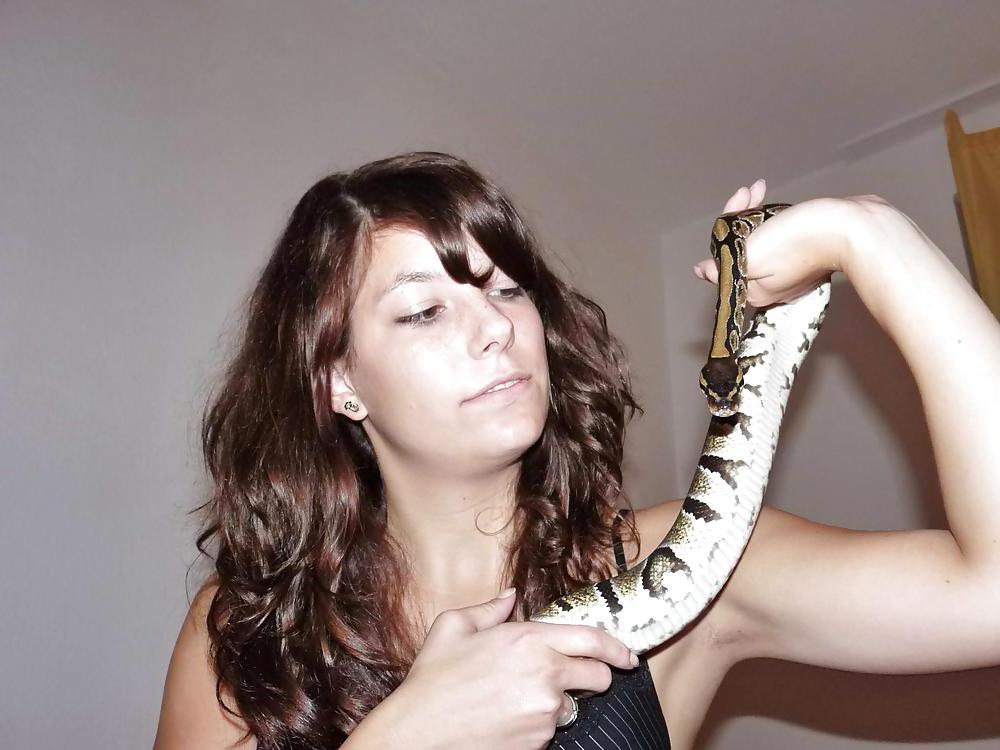 25P SNAKE BEAUTY