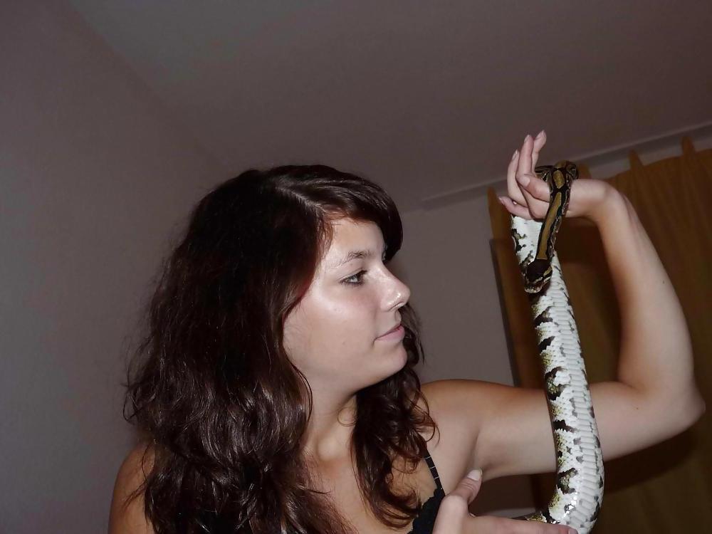 25P SNAKE BEAUTY