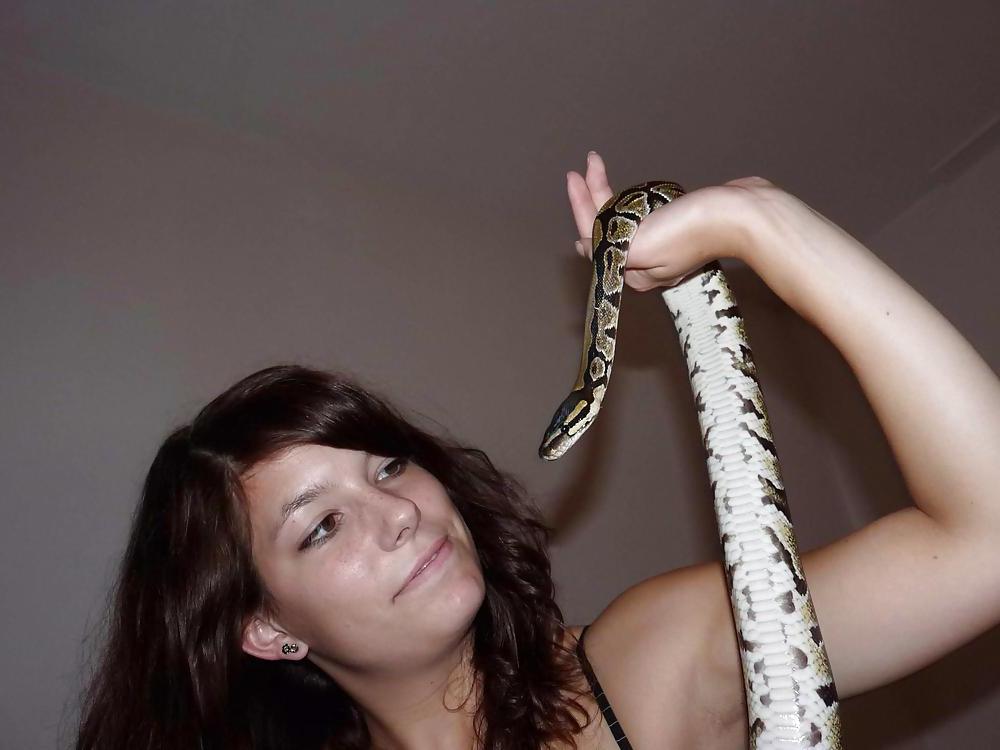 25P SNAKE BEAUTY