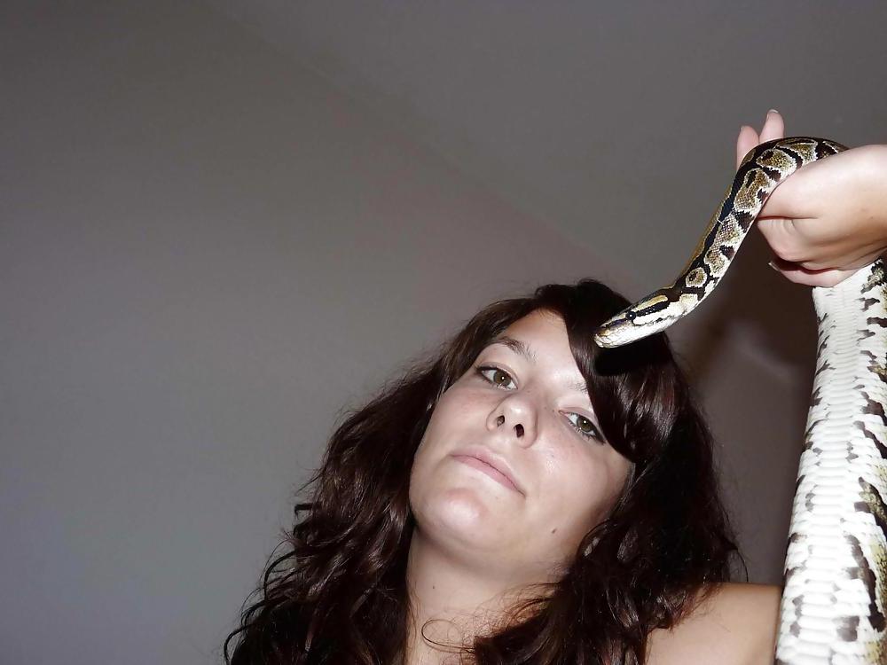 25P SNAKE BEAUTY