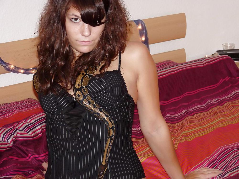 25P SNAKE BEAUTY