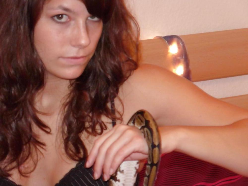 25P SNAKE BEAUTY