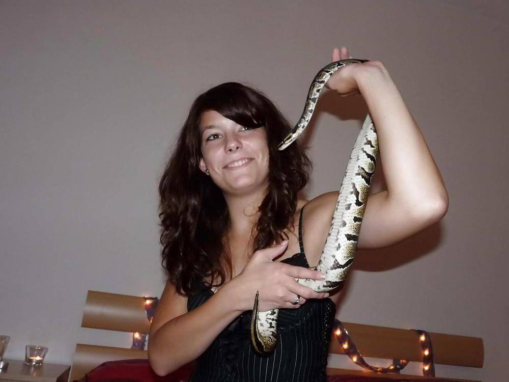 25P SNAKE BEAUTY
