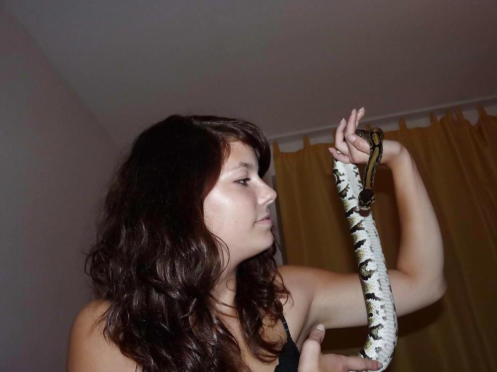 25P SNAKE BEAUTY