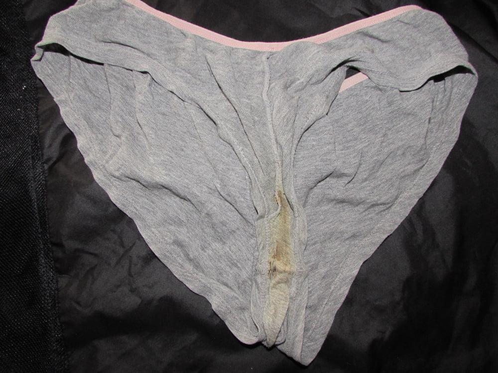25P 2020 DIRTY PANTIES