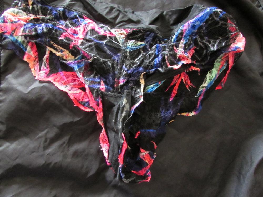 25P 2020 DIRTY PANTIES