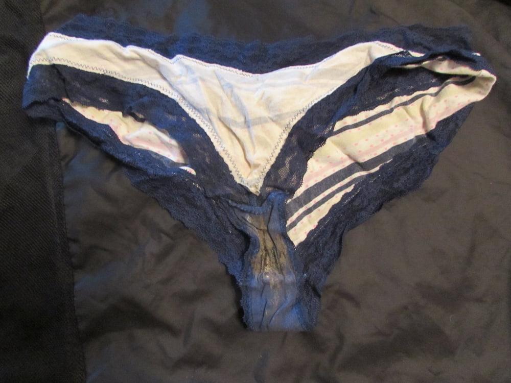 25P 2020 DIRTY PANTIES