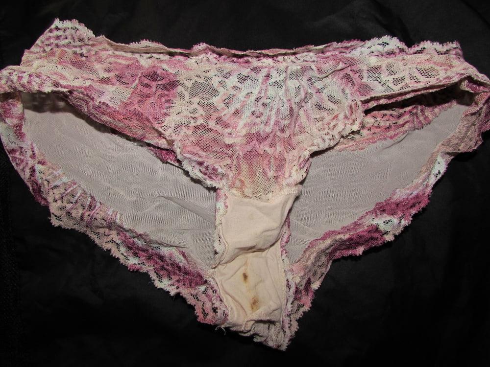 25P 2020 DIRTY PANTIES