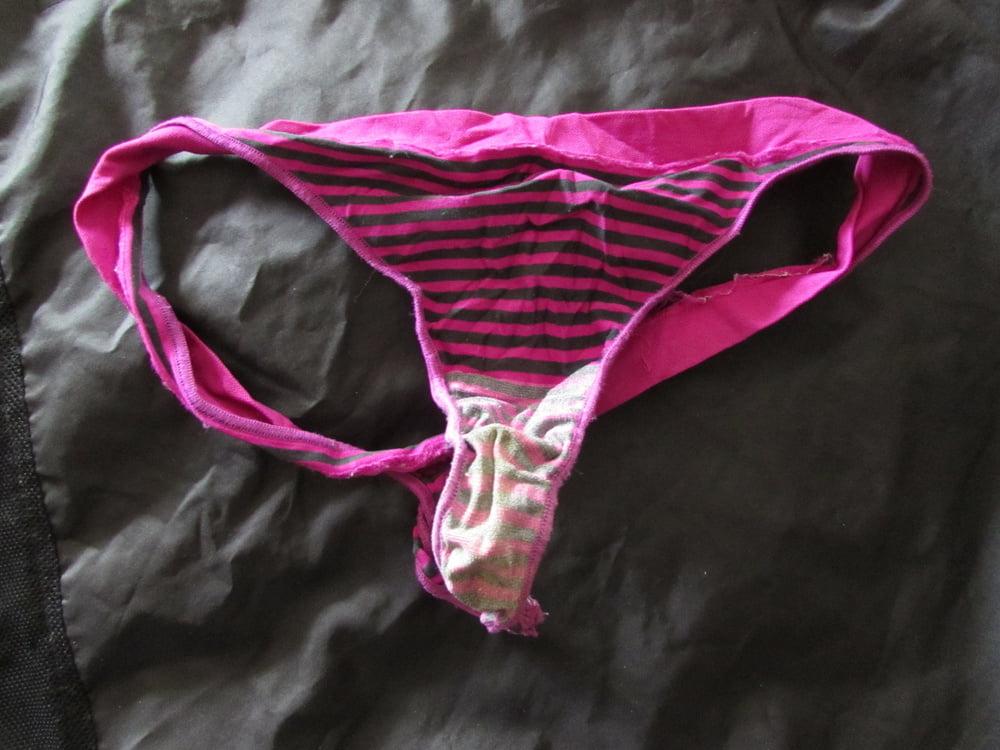 25P 2020 DIRTY PANTIES