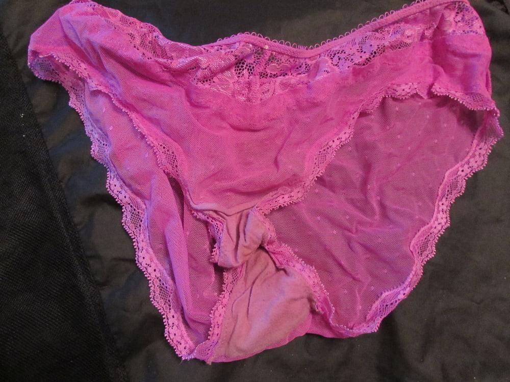 25P 2020 DIRTY PANTIES