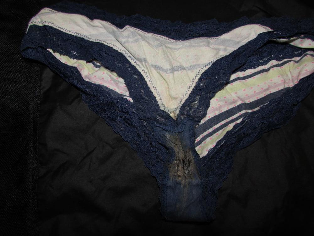 25P 2020 DIRTY PANTIES