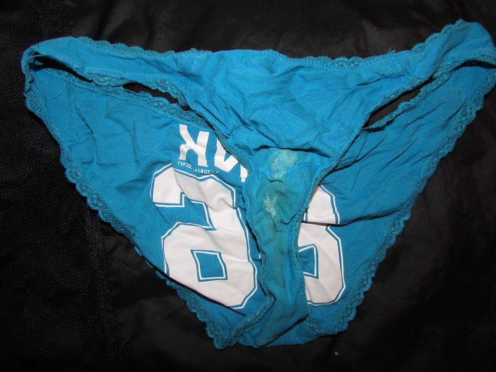 25P 2020 DIRTY PANTIES