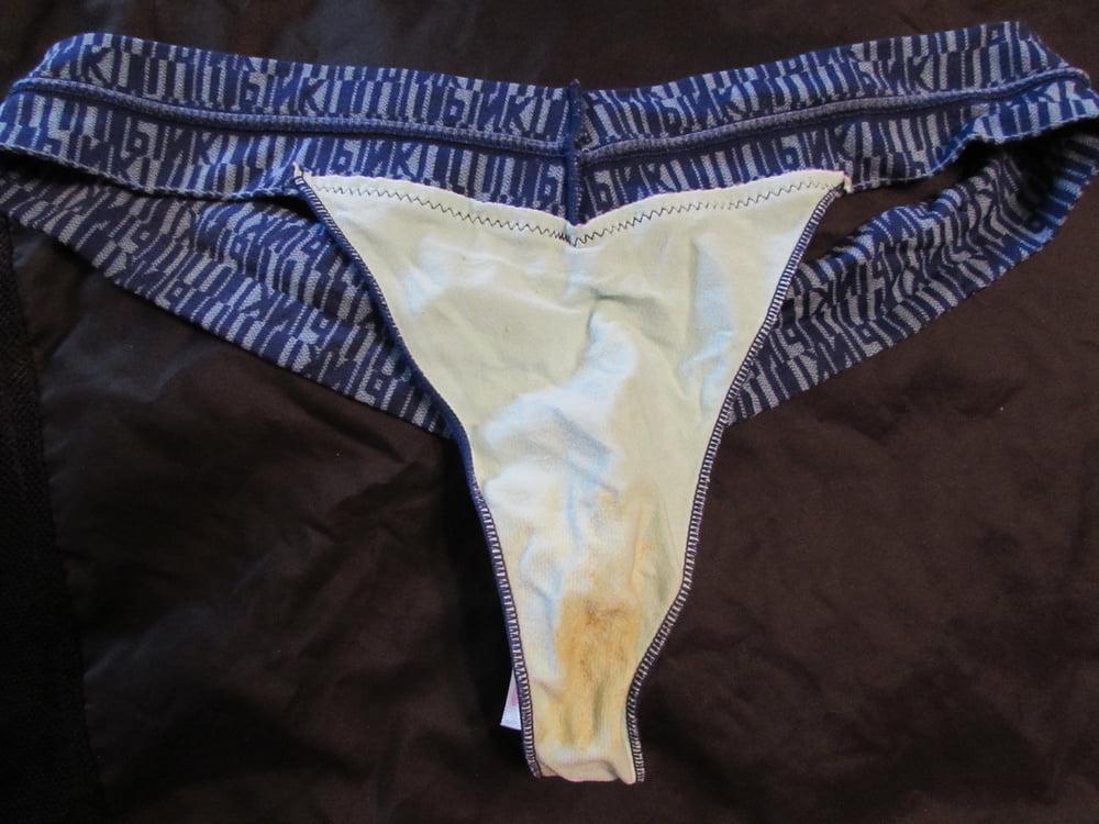 25P 2020 DIRTY PANTIES