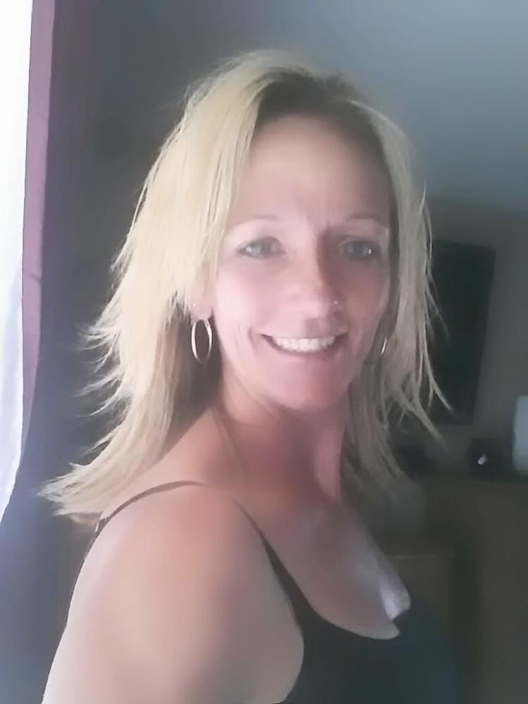 25P StaceyH  Blonde MILF Nice Tight Little Ass