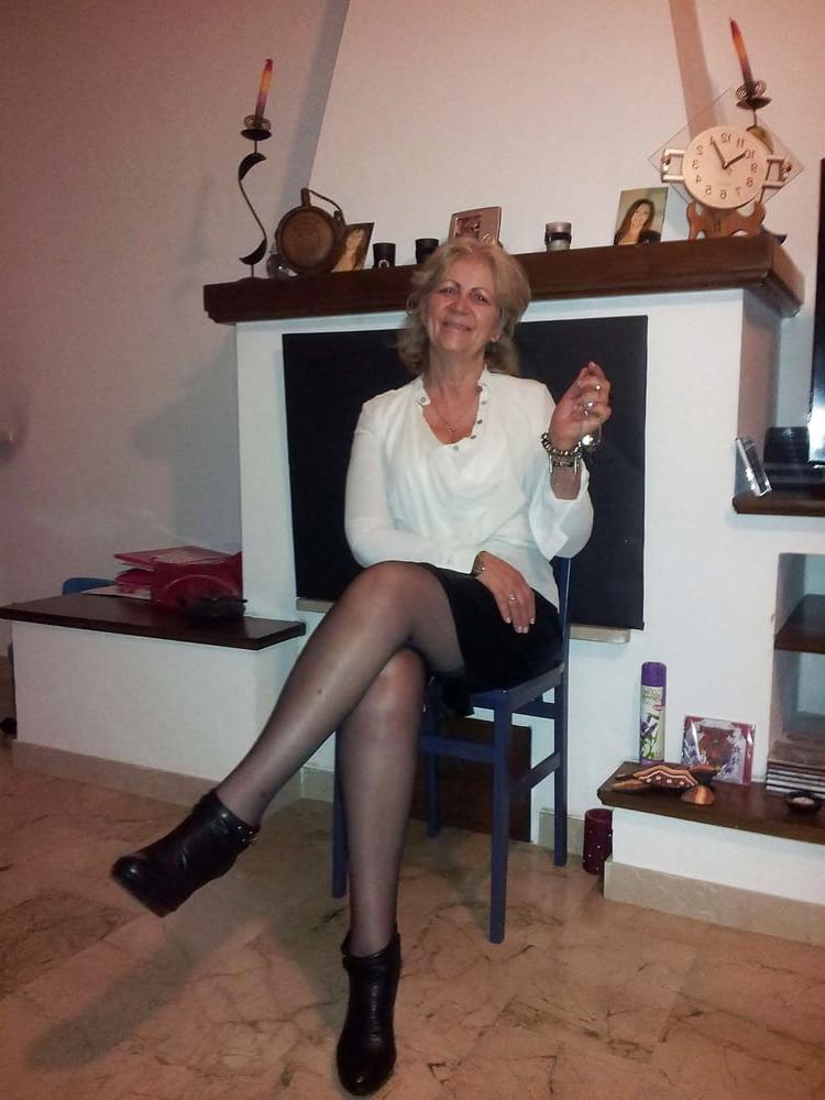 25P Pantyhose matures mix