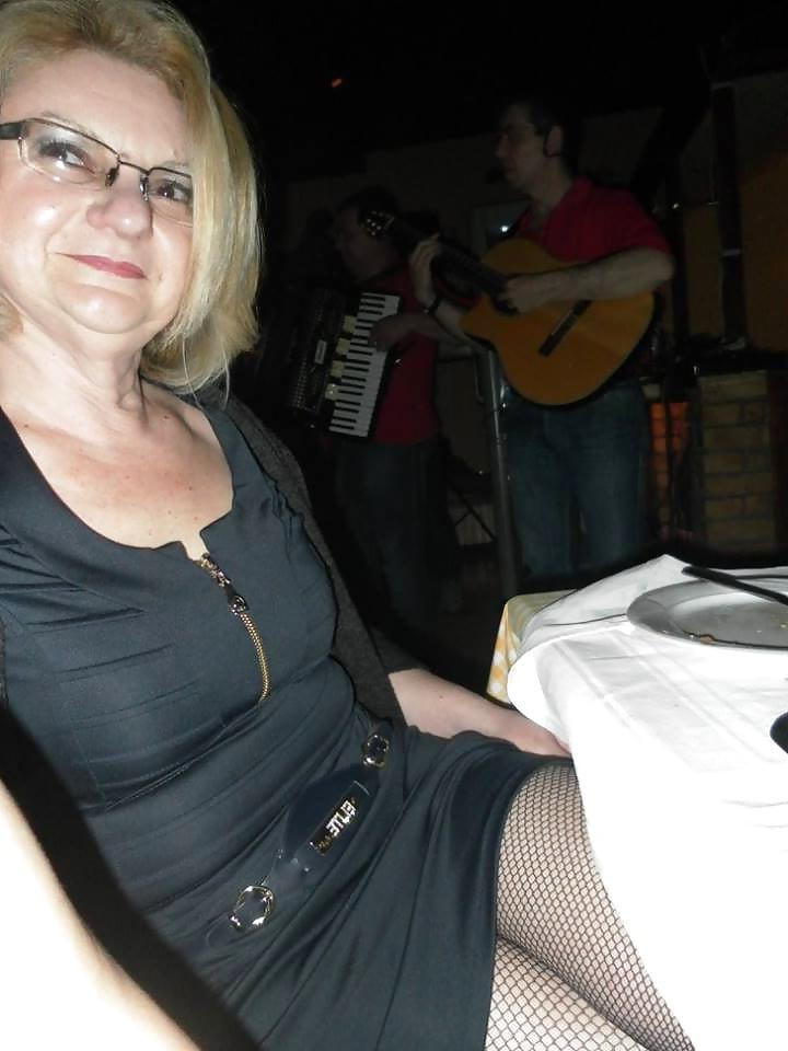 25P Pantyhose matures mix